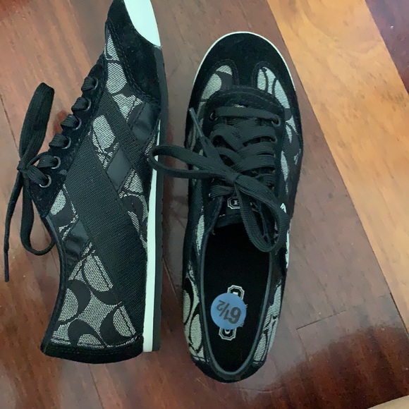 NWOT Coach shoes - Picture 2 of 7